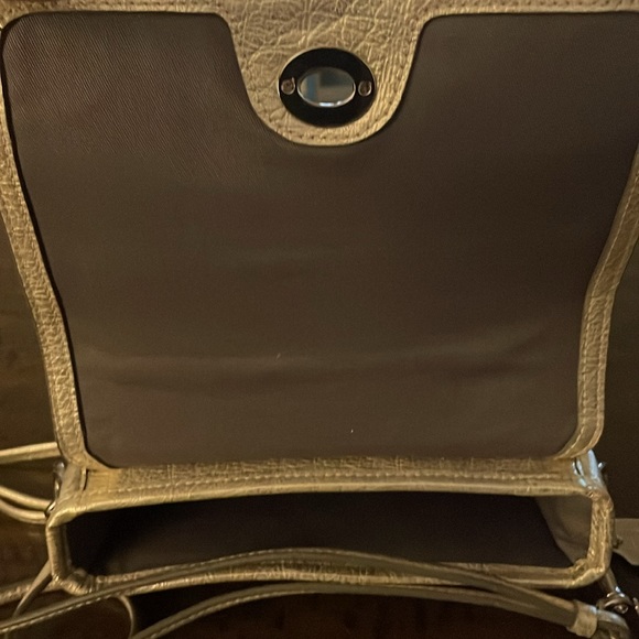 Crossbody like new coach bag - Picture 6 of 9